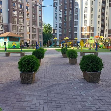 Аэропорт-Номера 24/24 . Apartment Chisinau Luaran gambar