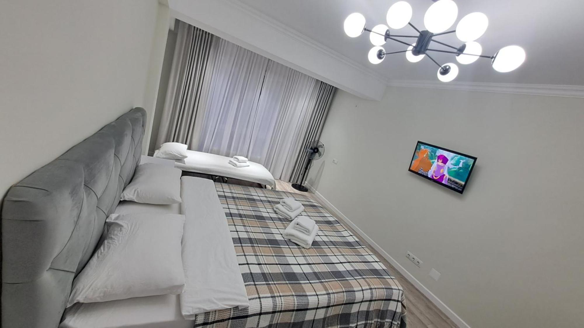 Аэропорт-Номера 24/24 . Apartment Chisinau Luaran gambar