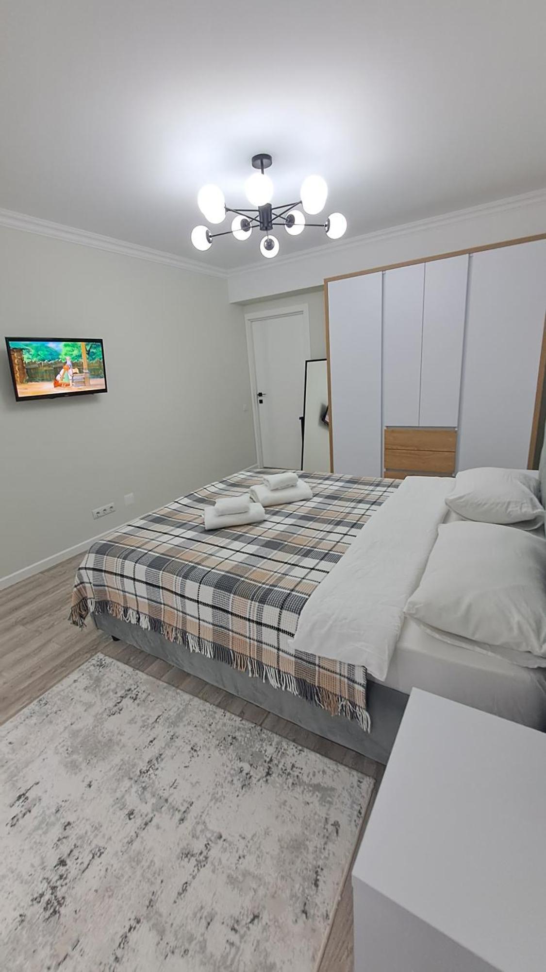 Аэропорт-Номера 24/24 . Apartment Chisinau Luaran gambar
