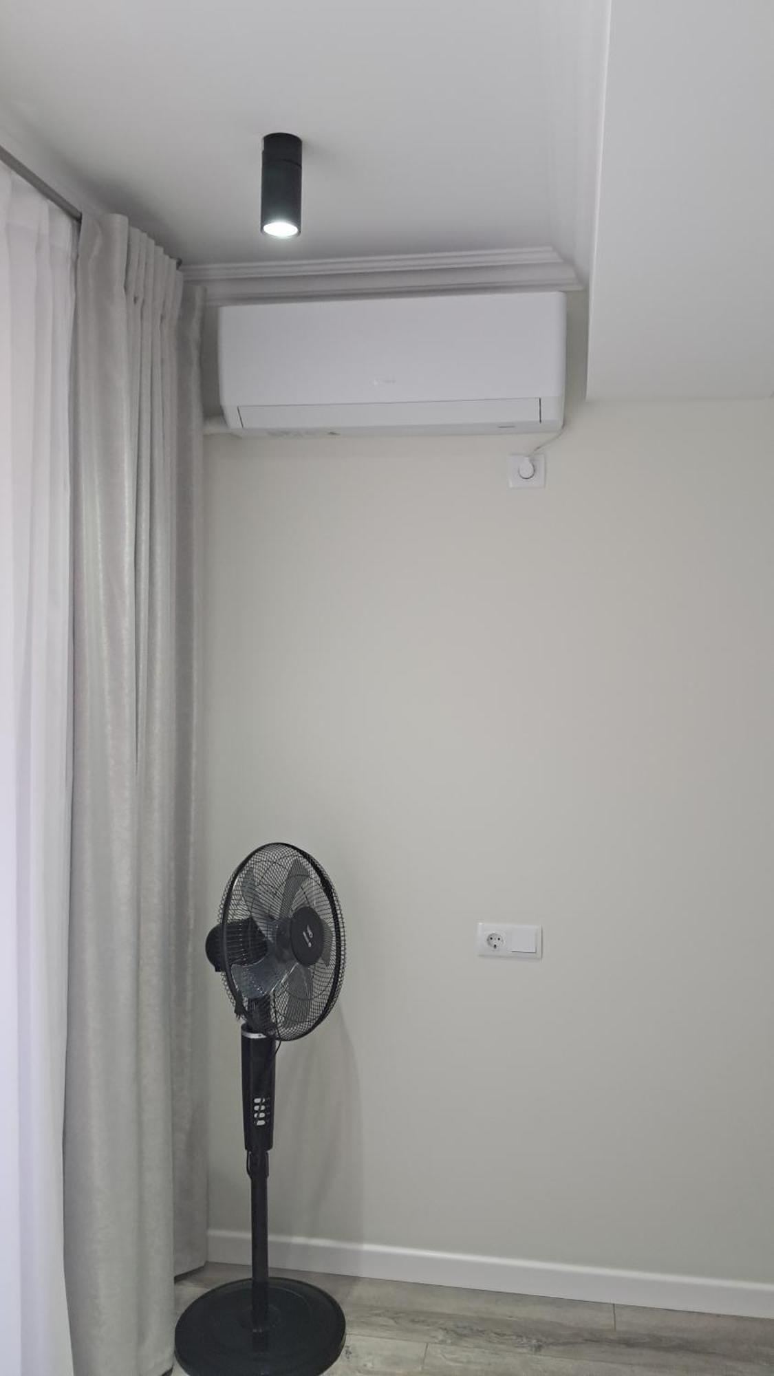 Аэропорт-Номера 24/24 . Apartment Chisinau Luaran gambar