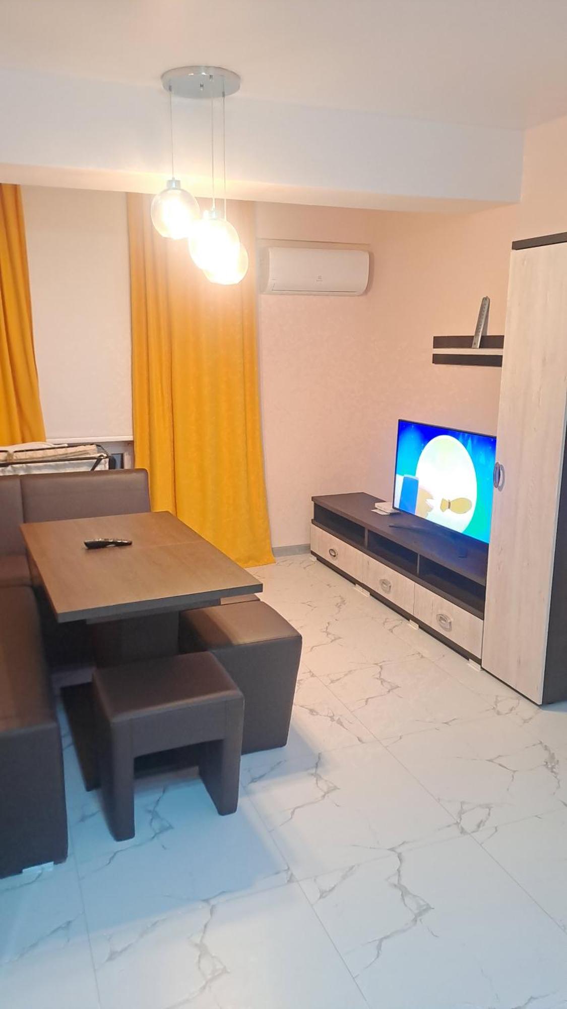 Аэропорт-Номера 24/24 . Apartment Chisinau Bilik gambar