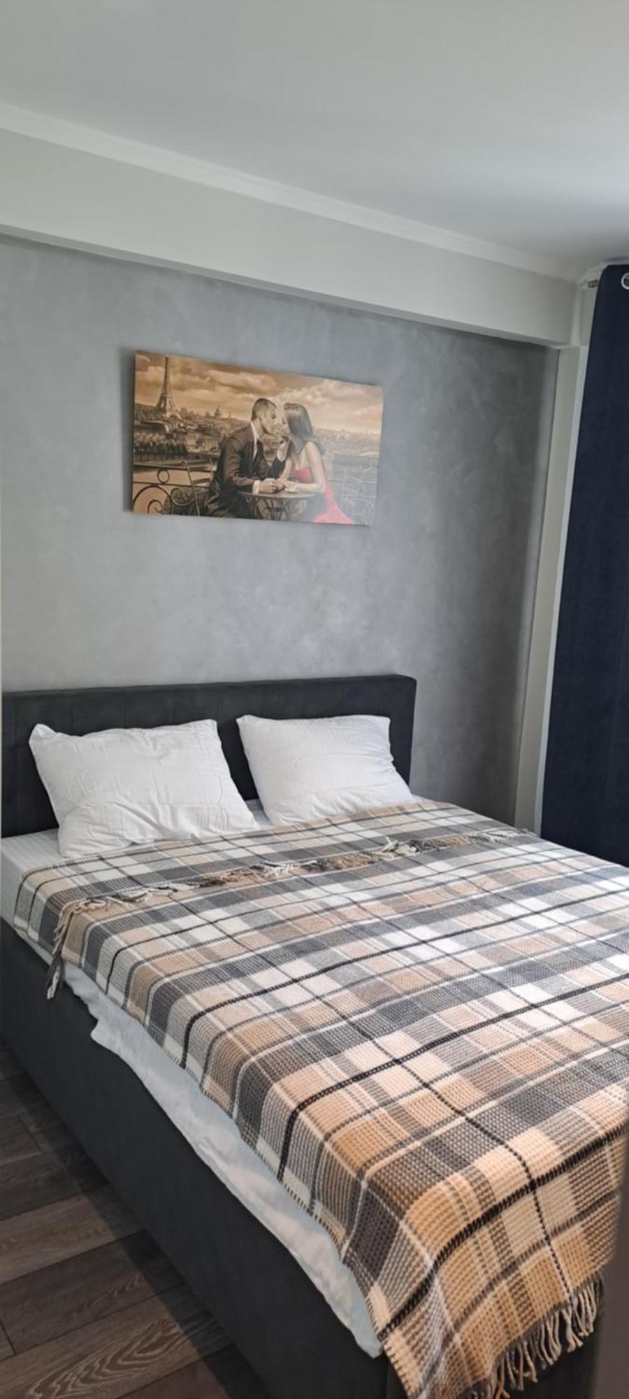 Аэропорт-Номера 24/24 . Apartment Chisinau Bilik gambar